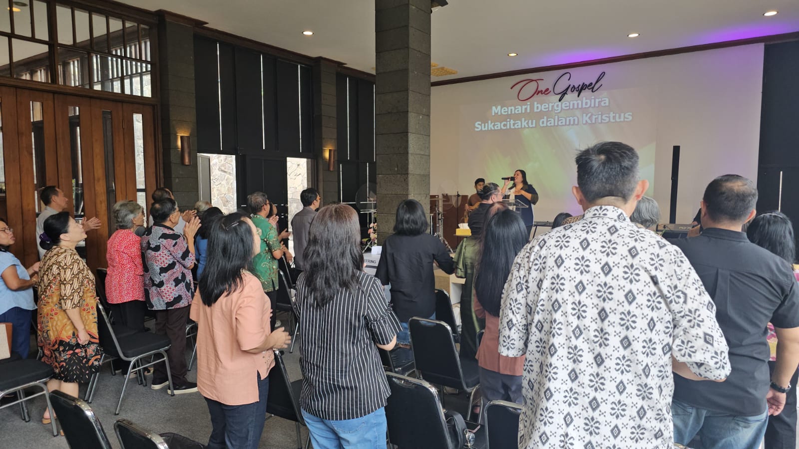 Ketika Kepemimpinan Diuji, Iman Menjadi Pondasi: Kunjungan Pdt. Abraham Gunawan Mengukuhkan Semangat GGP One Gospel Cimahi