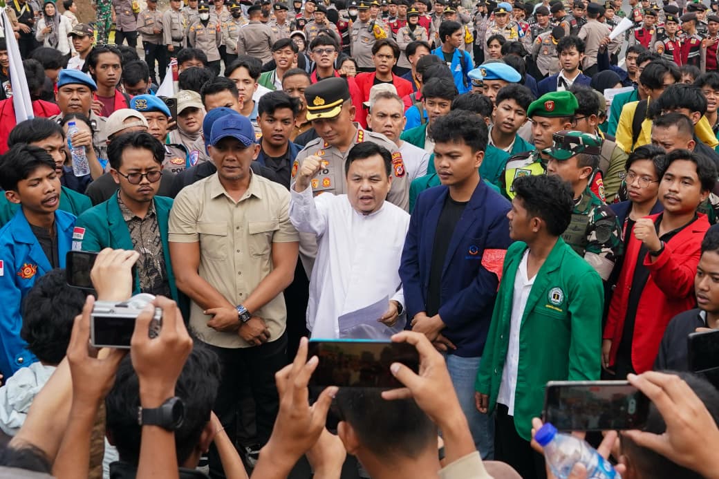 Mahasiswa Bogor Suarakan Tujuh Agenda Perubahan, DPRD Siap Menjadi Penghubung Aspirasi ke Tingkat Nasional