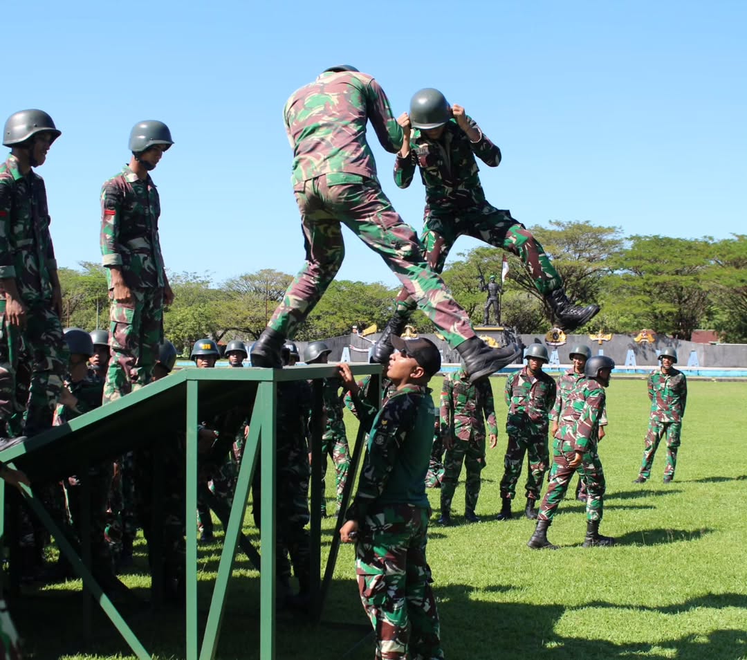 Asah Naluri Tempur Lintas Udara, Yonif 432 Kostrad Intensifkan Latihan Jelang Penerjunan Statik