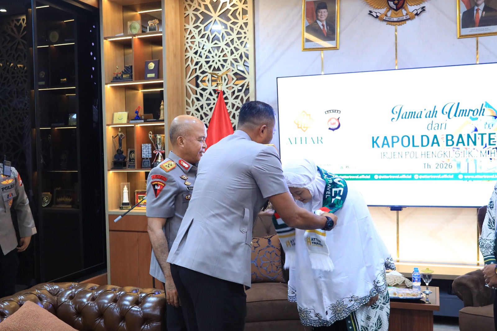 Kapolda Banten Lepas 7 Personel Polda Banten ke Tanah Suci untuk Tunaikan Ibadah Umrah