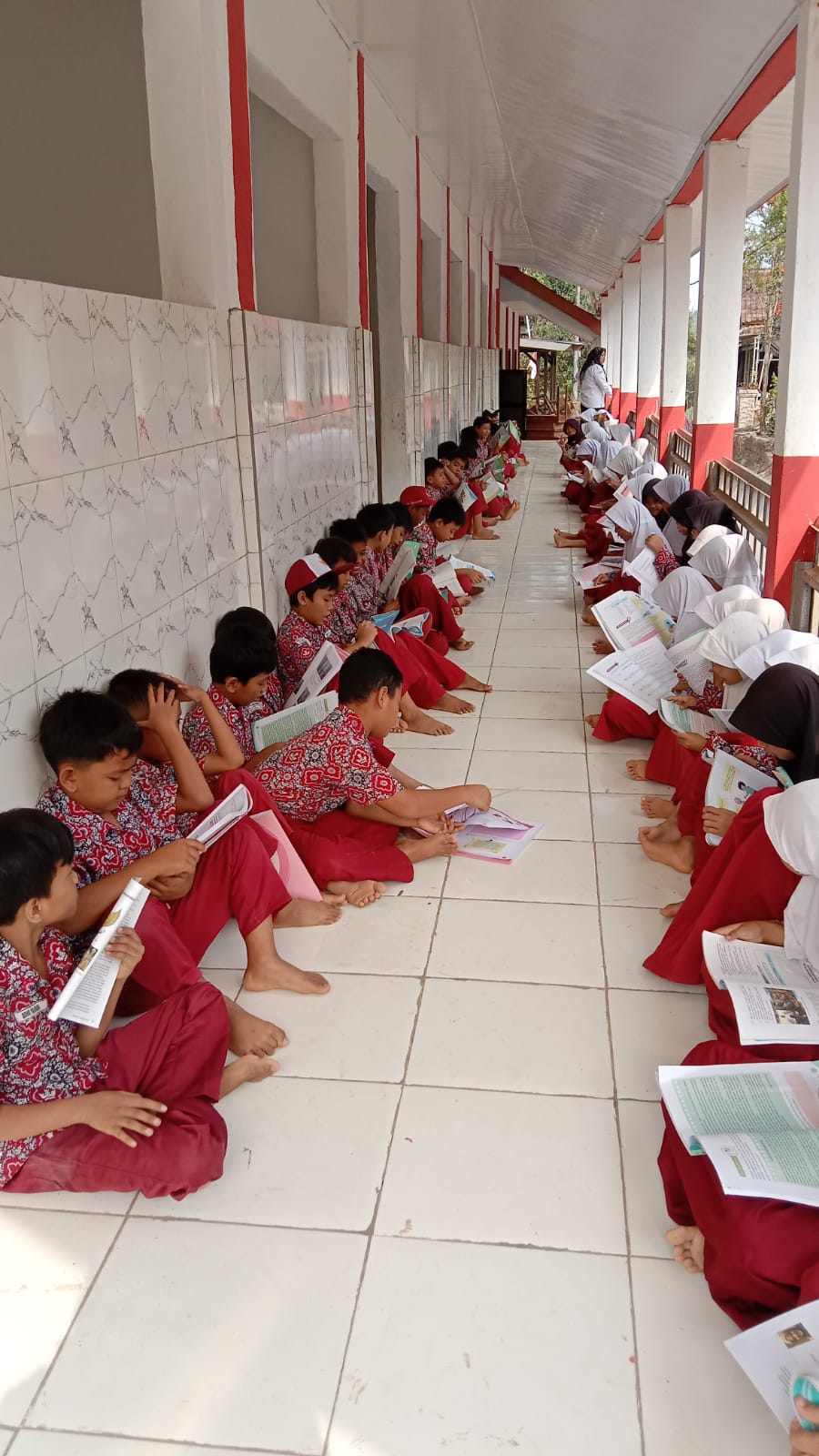 Sekolah Makin Nyaman, Siswa Makin Semangat Belajar! Revitalisasi SDN Pasirgadung 2 Dipuji Warga